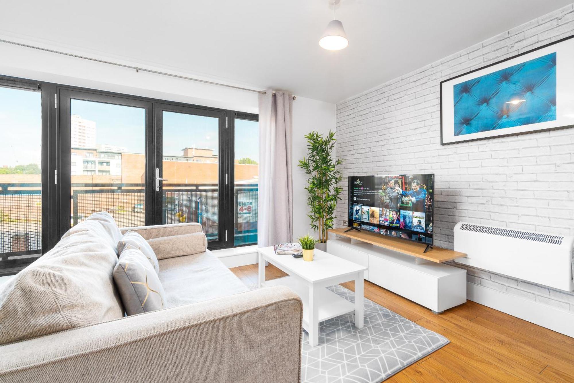 Stylish Birmingham City Centre - 2 Bed - Secure Parking - 5Ac Exterior photo